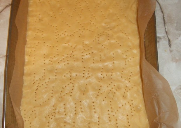 Fotografia przedstawiająca Kruche ciasto do ciast