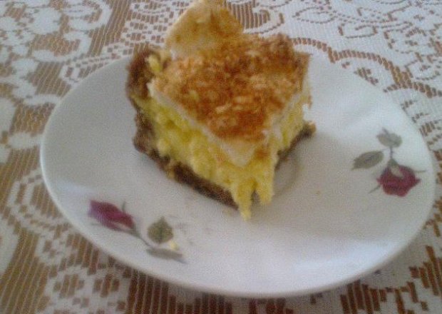 Fotografia przedstawiająca Kruche ciasto sernikowe