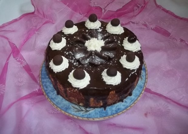 Fotografia przedstawiająca Kruche ciasto z kremem