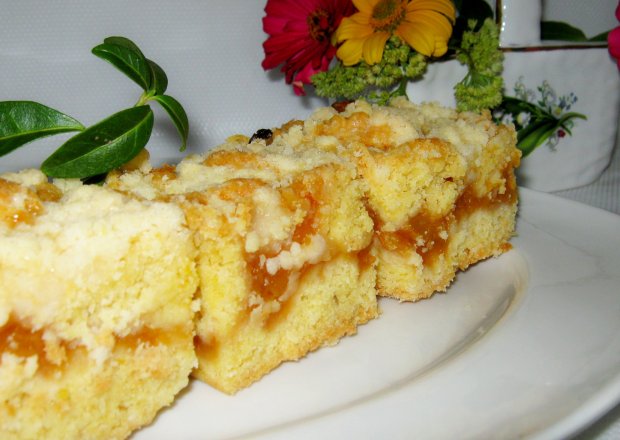 Fotografia przedstawiająca Kruche ciasto z musem dyniowym
