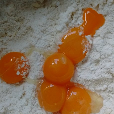 Krok 3 - Kruche ciasto z rabarbarem foto