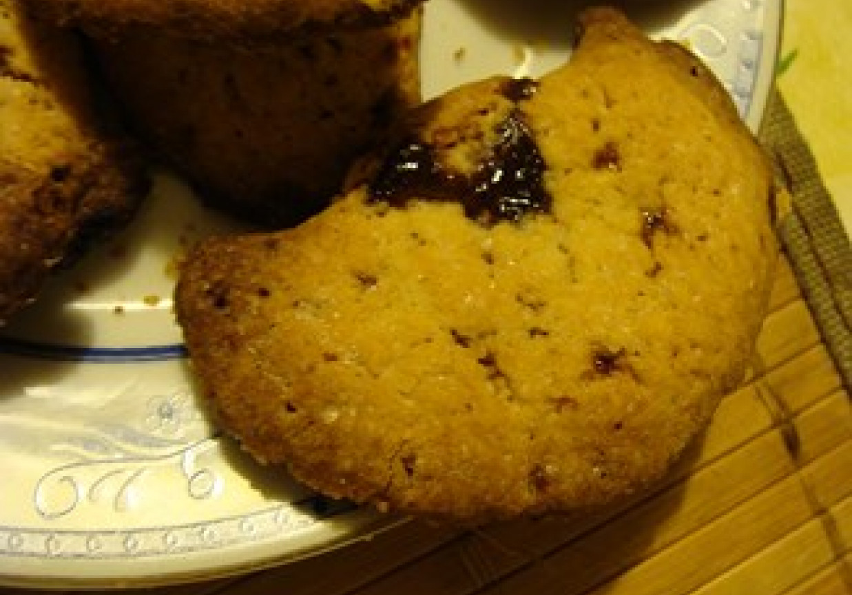 Kruche pierożki z marmoladą foto