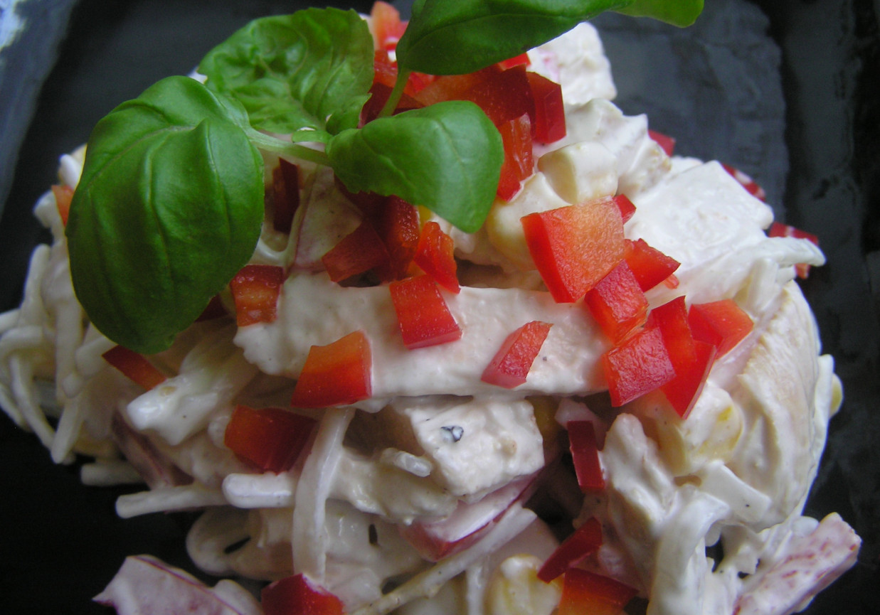 Krzysia sałatka z makaronem ryżowym foto