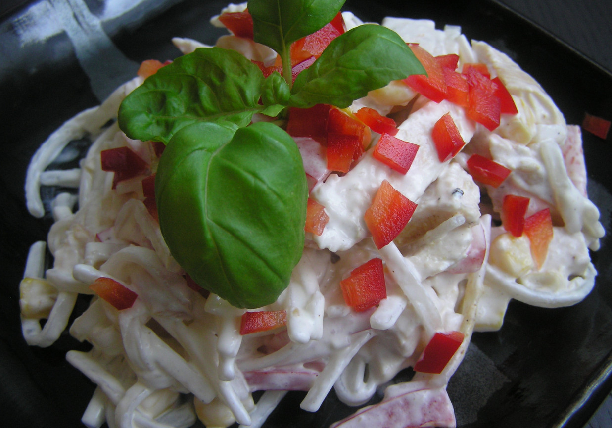 Krzysia sałatka z makaronem ryżowym foto