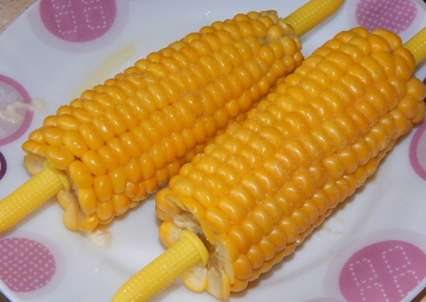 Fotografia przedstawiająca Kukurydza czosnkowa  po włosku