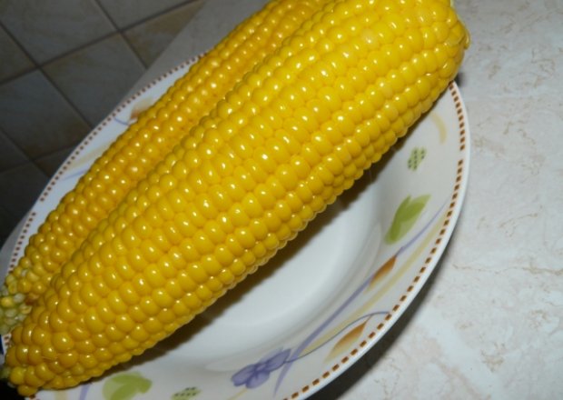 Fotografia przedstawiająca Kukurydza gotowana