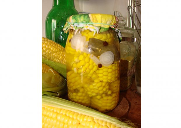 Fotografia przedstawiająca Kukurydza w zalewie słodko-kwaśnej na zimę