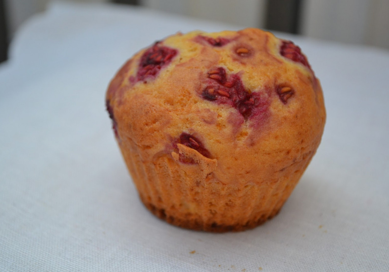 Kukurydziane muffiny z malinami i jagodami wg Nigelli Lawson foto