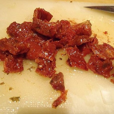Krok 2 - Kuleczki mięsne z suszonymi pomidorami foto