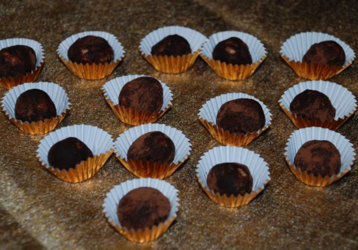 Kuleczki z mascarpone w kakaowej otoczce foto