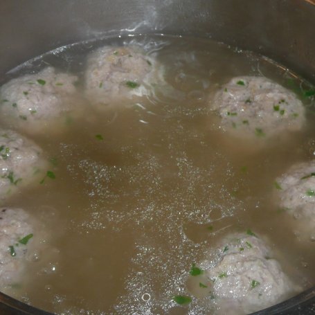 Krok 3 - Kulki mięsne w sosie foto