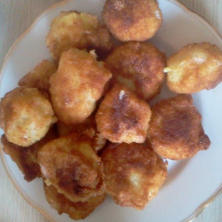 Krok 5 - Kulki ryżowe smażone w bułce tartej foto