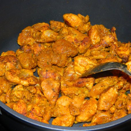 Krok 1 - Kurczak curry z kalafiorem foto