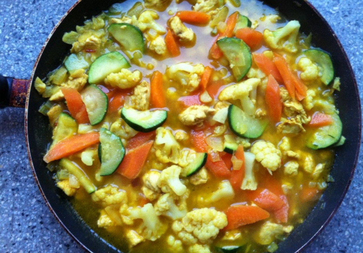 Kurczak curry z kalafiorem foto