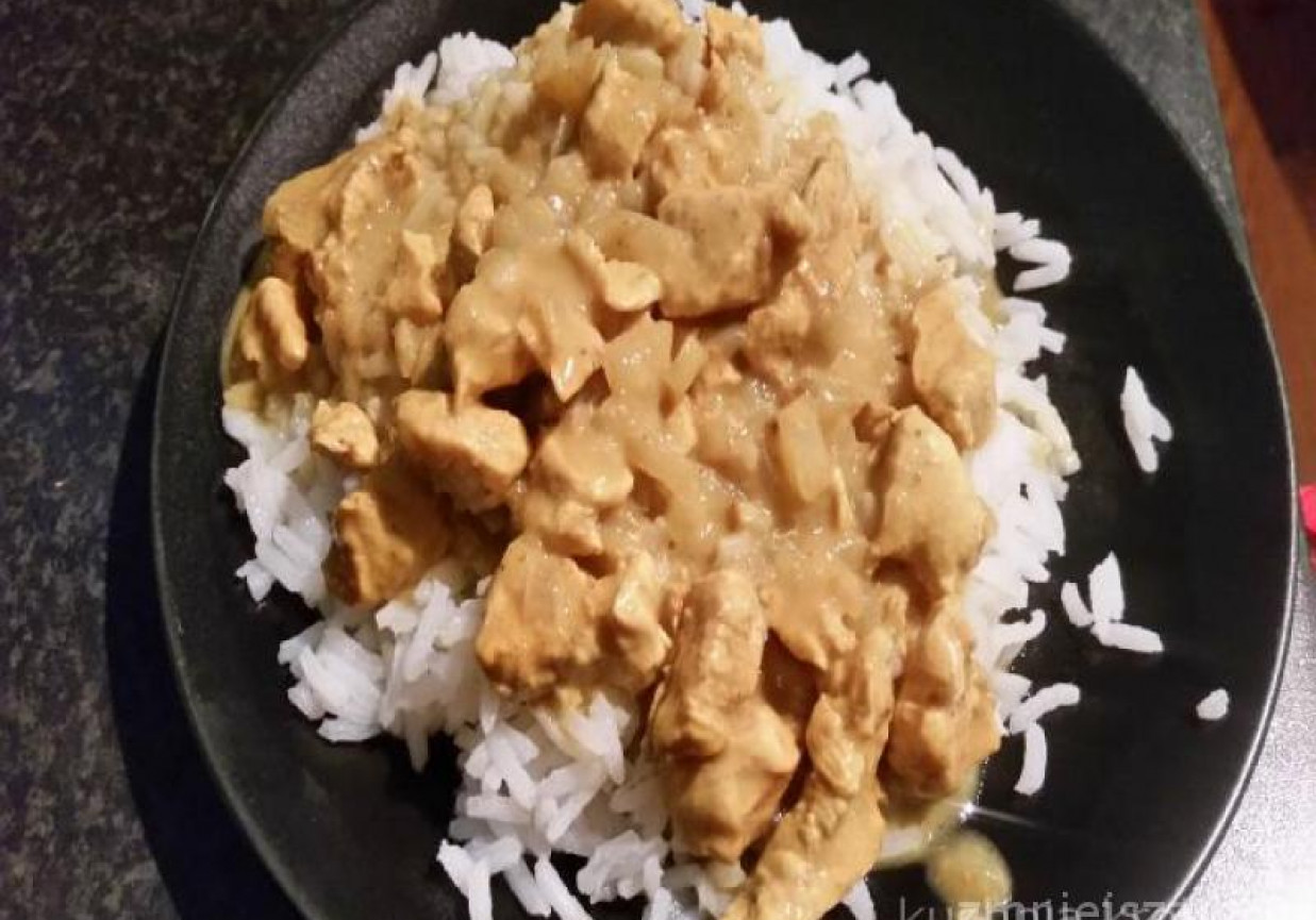 Kurczak curry z mlekiem kokosowym foto