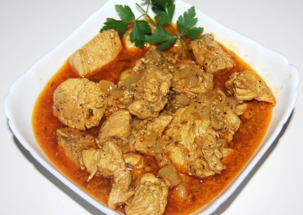 Fotografia przedstawiająca Kurczak-murgh ka salan