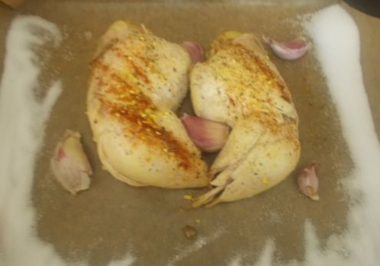kurczak pieczony w soli foto