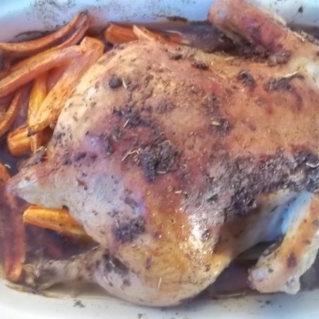 Krok 4 - Kurczak pieczony z marchewką foto
