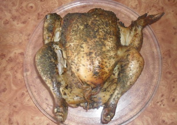 Fotografia przedstawiająca Kurczak pieczony z pieczarkami.