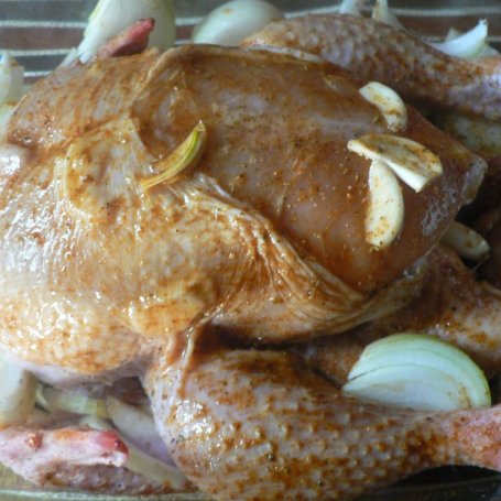 Krok 2 - Kurczak pieczony z ziemniaczkami foto