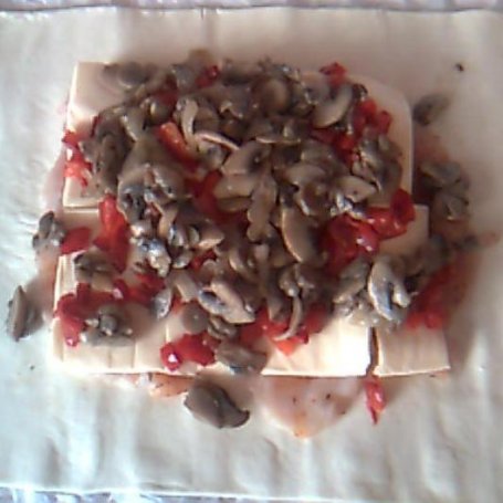 Krok 2 - Kurczak w cieście francuskim foto