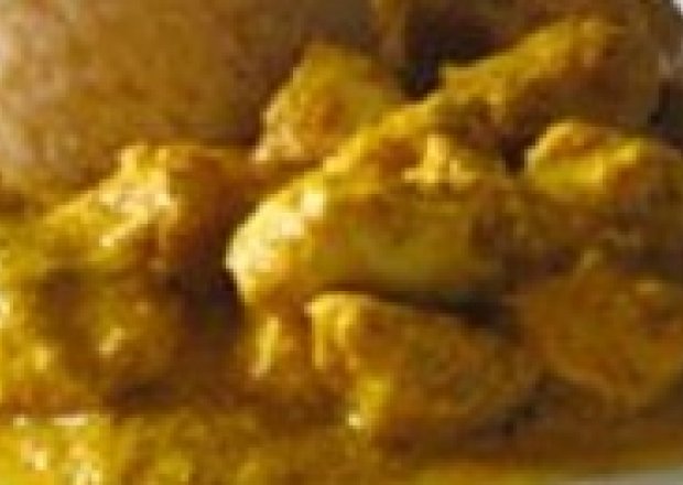 Fotografia przedstawiająca Kurczak w sosie carry
