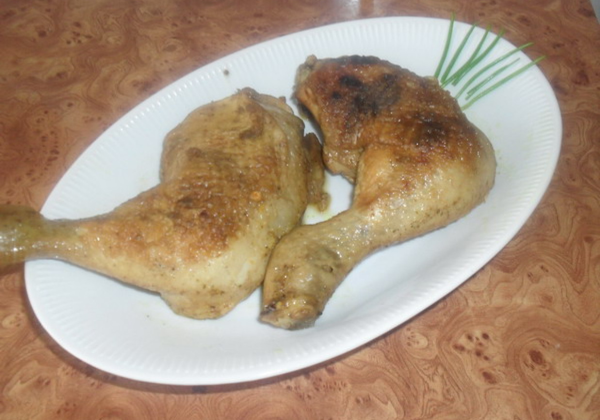 Kurczak w sosie curry. foto