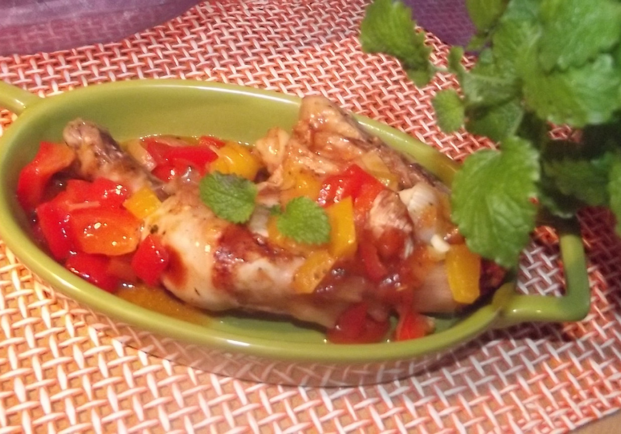 Kurczak w sosie  keczupowo miodowym z warzywami foto