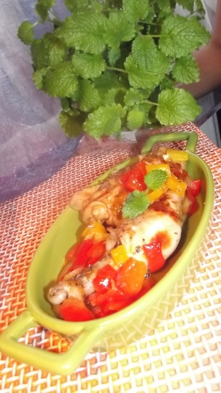 Kurczak w sosie keczupowo miodowym z warzywami