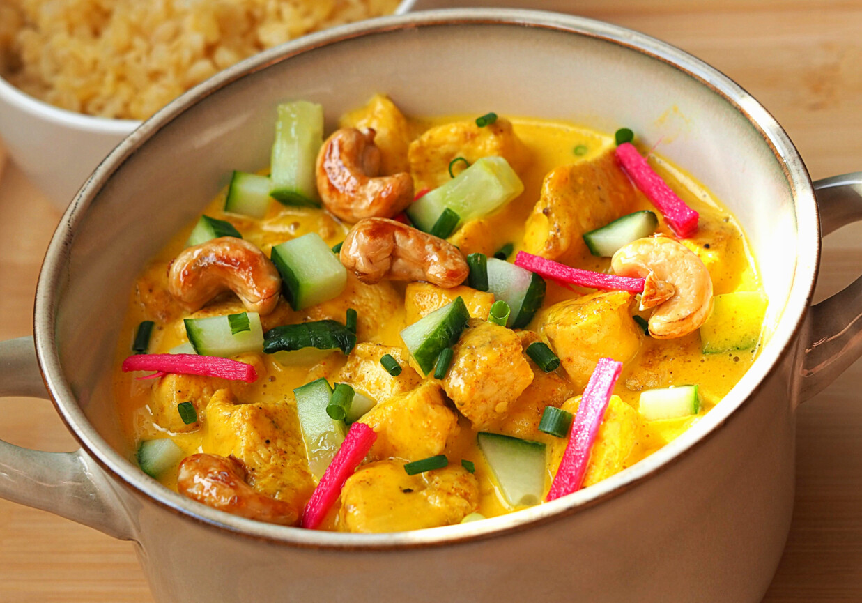 Kurczak w sosie mango foto