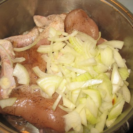 Krok 2 - Kurczak w sosie śmietanowo - pietruszkowym foto