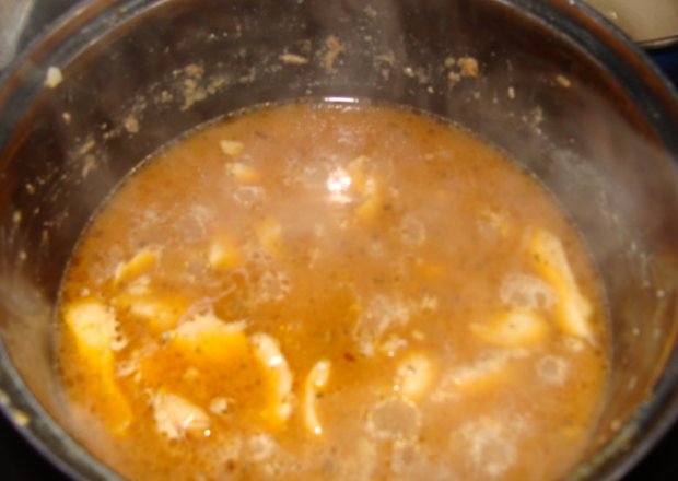 Fotografia przedstawiająca kurczak w zupie ogonowej