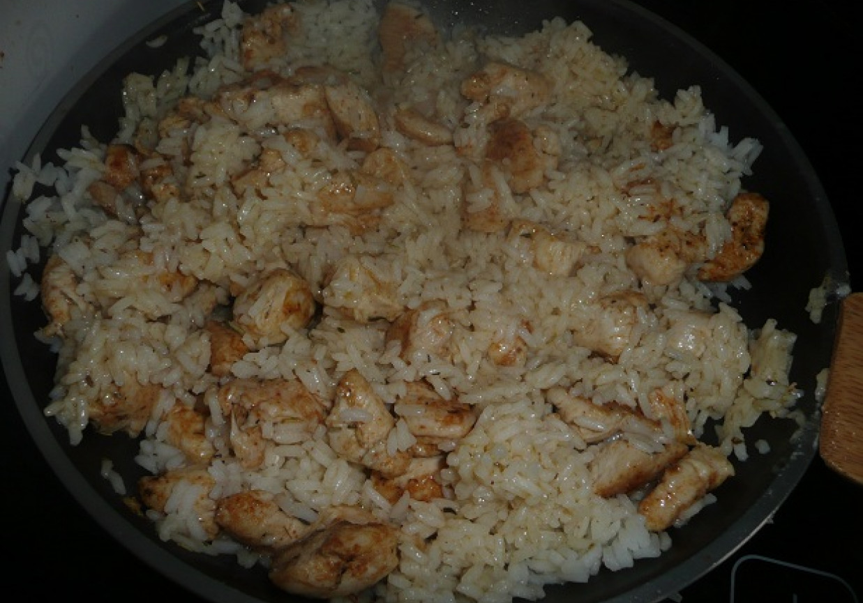 kurczak z ryżem foto