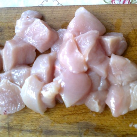 Krok 1 - Kurczak z sosie śmietanowo- koperkowym foto