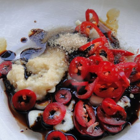 Krok 1 - Kurczak z trawą cytrynową i chili foto