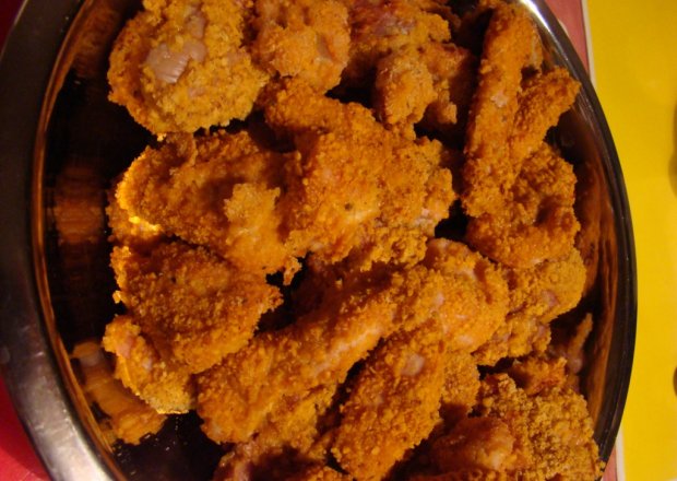 Fotografia przedstawiająca kurczakowe nugetsy