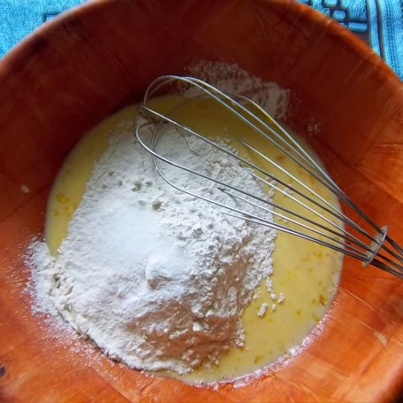 Krok 2 - Kwiaty z cukinii w cieście foto