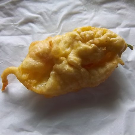 Krok 5 - Kwiaty z cukinii w cieście foto