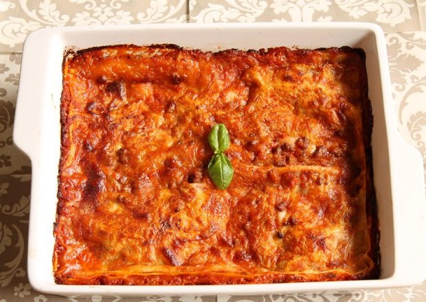 Fotografia przedstawiająca Lasagna Bolognese