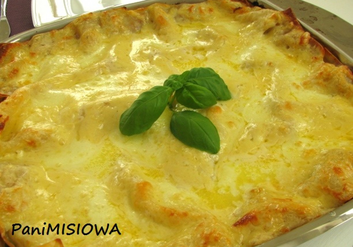 Lasagne al forno, czyli lasagne z piekarnika z sosem bolognese i beszamelem foto