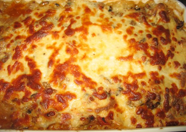 Fotografia przedstawiająca Lasagne mięsno - pieczarkowa