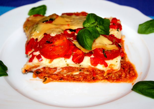 Fotografia przedstawiająca Lasagne z dodatkiem papryki