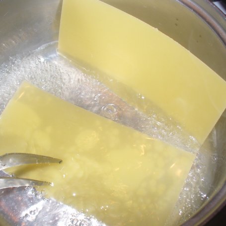 Krok 1 - Lasagne z grzybami w sosie pomidorowym foto