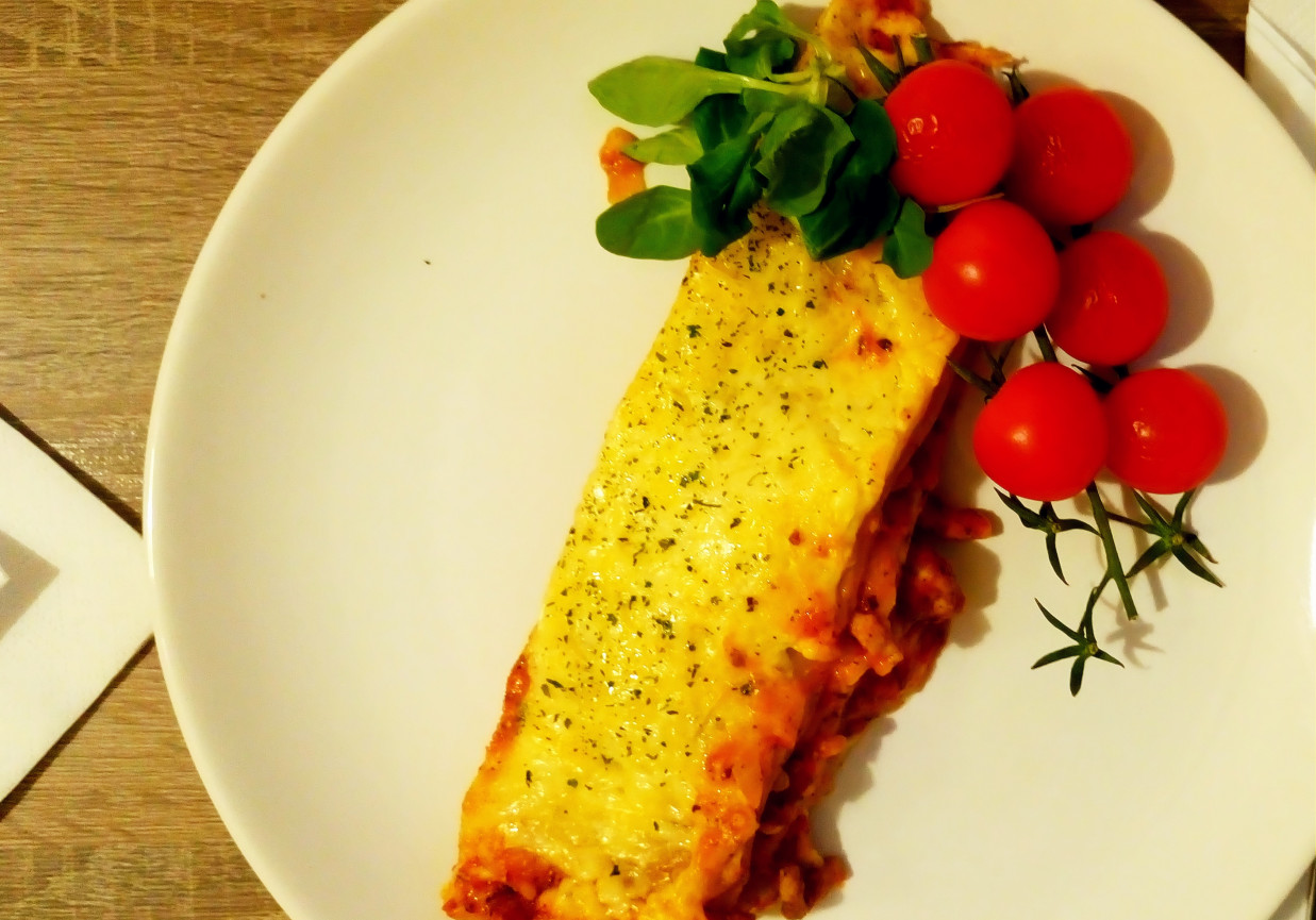 Lasagne z sosem beszamelowym foto