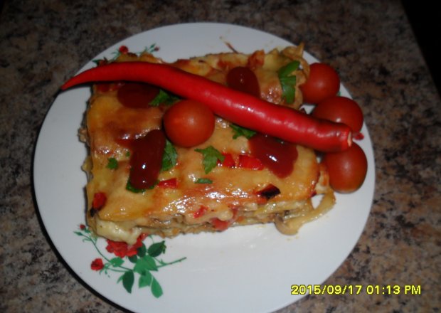 Fotografia przedstawiająca Lasagne z sosem beszamelowym