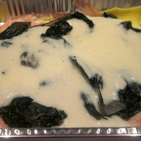 Krok 1 - Lasagne ze szpinakiem i gotowaną szynką foto