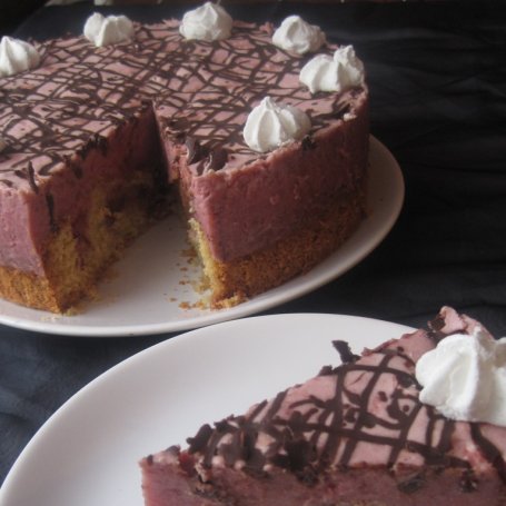 Krok 6 - Lato w środku zimy, czyli ciasto kokosowo-truskawkowe foto