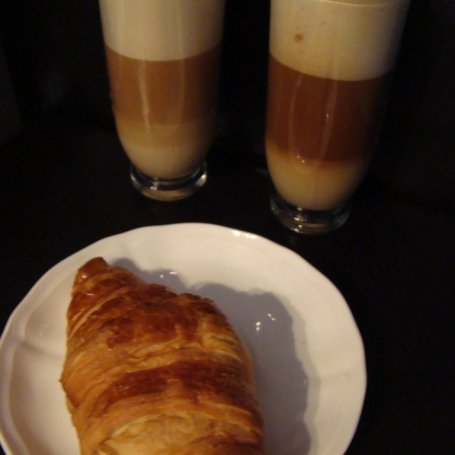 Krok 4 - Latte cafe z likierem kawowym foto