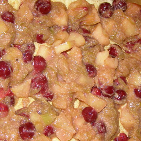 Krok 3 - Łatwe "leniwe" ciasto drożdżowe z owocami z kompotu i kruszonką foto