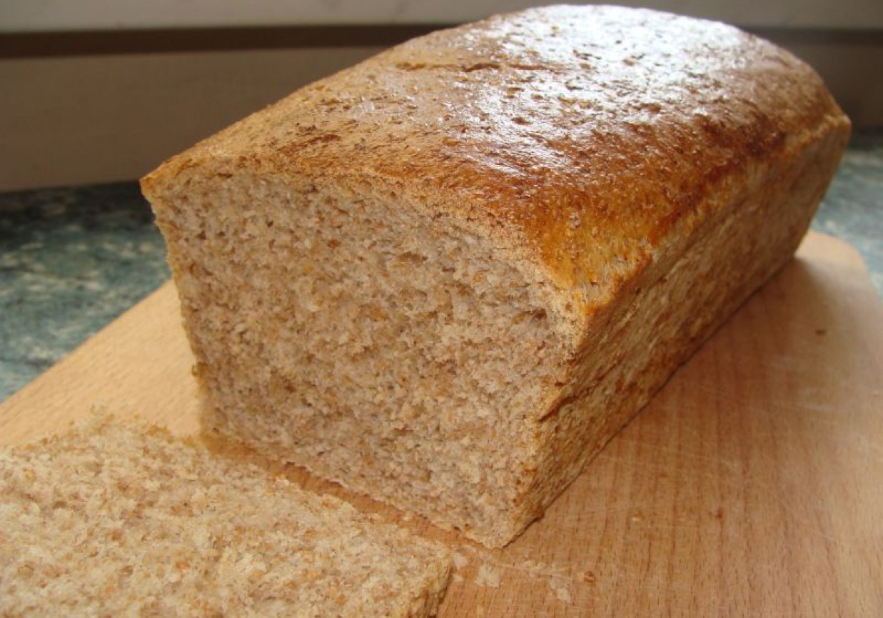 Łatwy chleb półrazowy na drożdżach foto